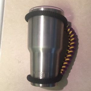 Yeti 30oz with parachute string handle